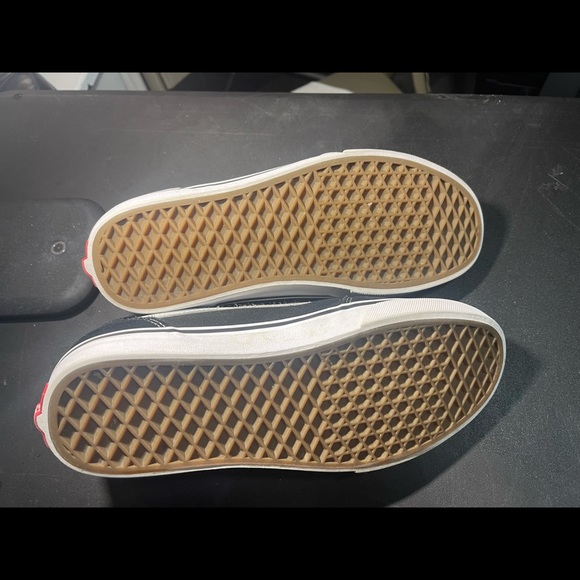 Vans size 8 - Picture 3 of 6